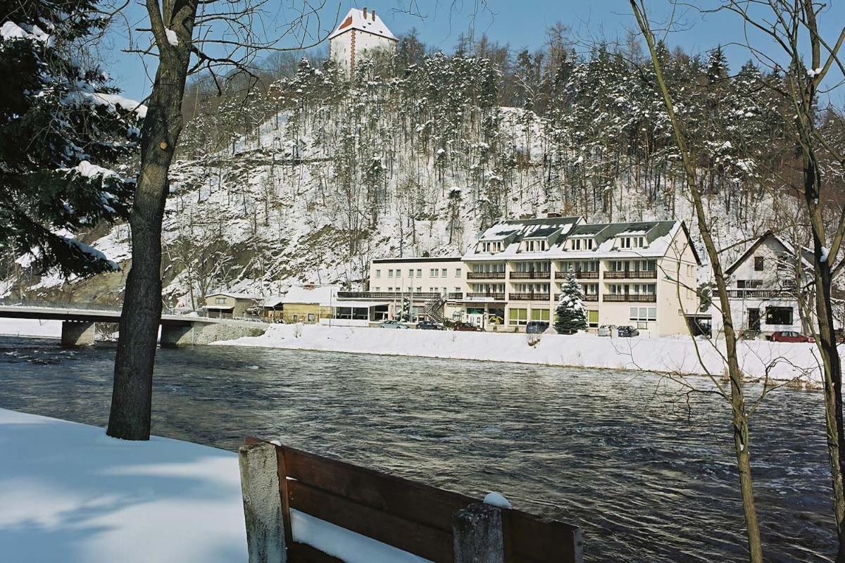 Hotel Am Schlossberg Ziegenrück Zewnętrze zdjęcie